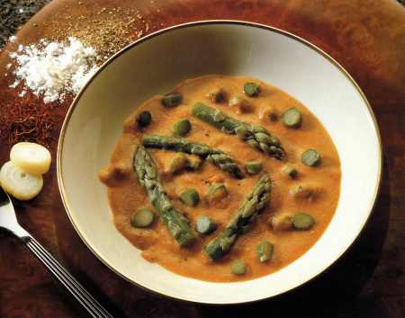 Esparragos trigueros al azafran