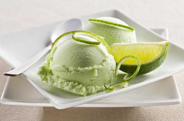 Helado de lima casero