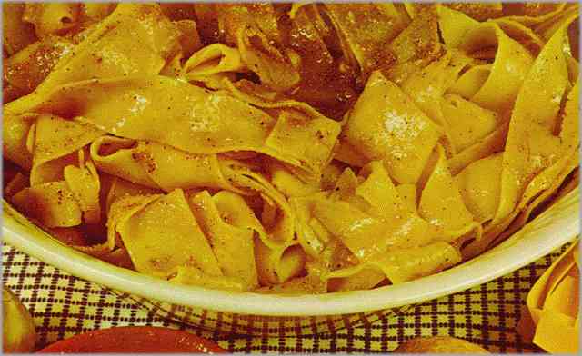 Lasaña al jugo de nueces