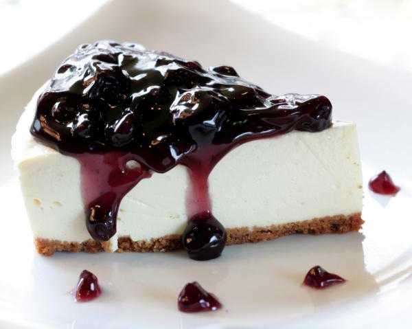 Pastel de queso con zarzamora