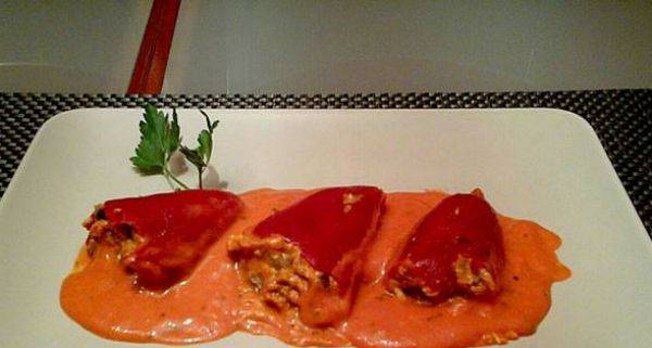 Pimientos del piquillo rellenos de setas