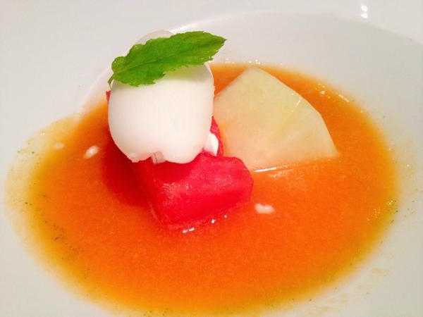 Sopa de melón y menta