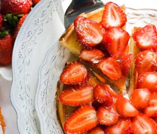 Tarta de frutillas fácil