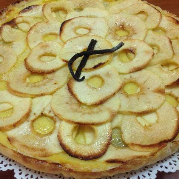 Tarta de manzana con crema de vainilla