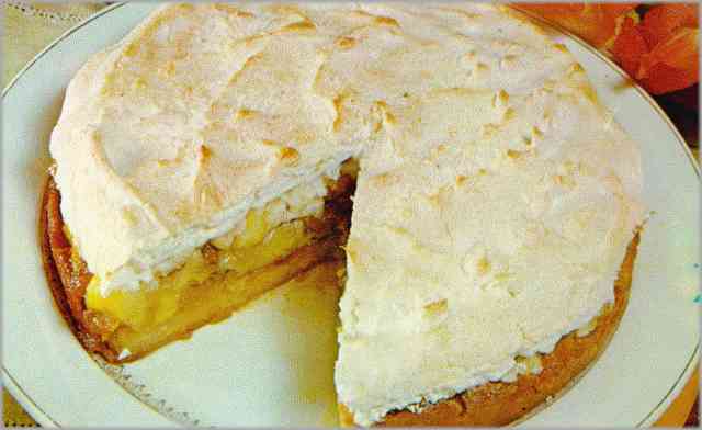 Tarta de manzana y merengue