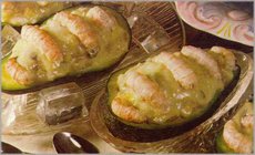 Aguacates con langostinos