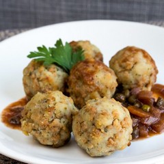 Albóndigas de soja con salsa al vino