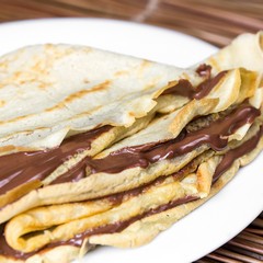 Crêpes veganos con crema de chocolate