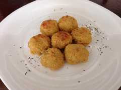 Croquetas de arroz y queso pecorino