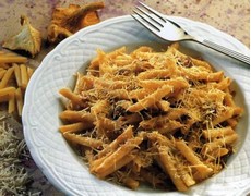 Macarrones al queso con setas