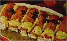 Rollitos de salchichón