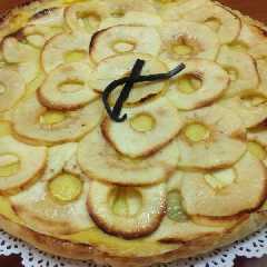 Tarta de manzana con crema de vainilla